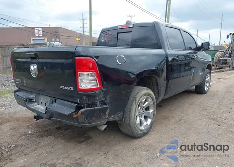 2022 Ram 1500 Big Horn 4X4 5'7 Box from USA, damaged, VIN 1C6RRFFG2NN423975